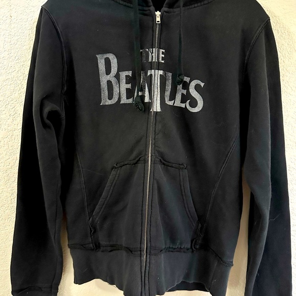 THE BEATLES (2005) Official Women's
"Sgt. Pepper's" Junk Food Hoodie Size Large - Picture 4 of 8
